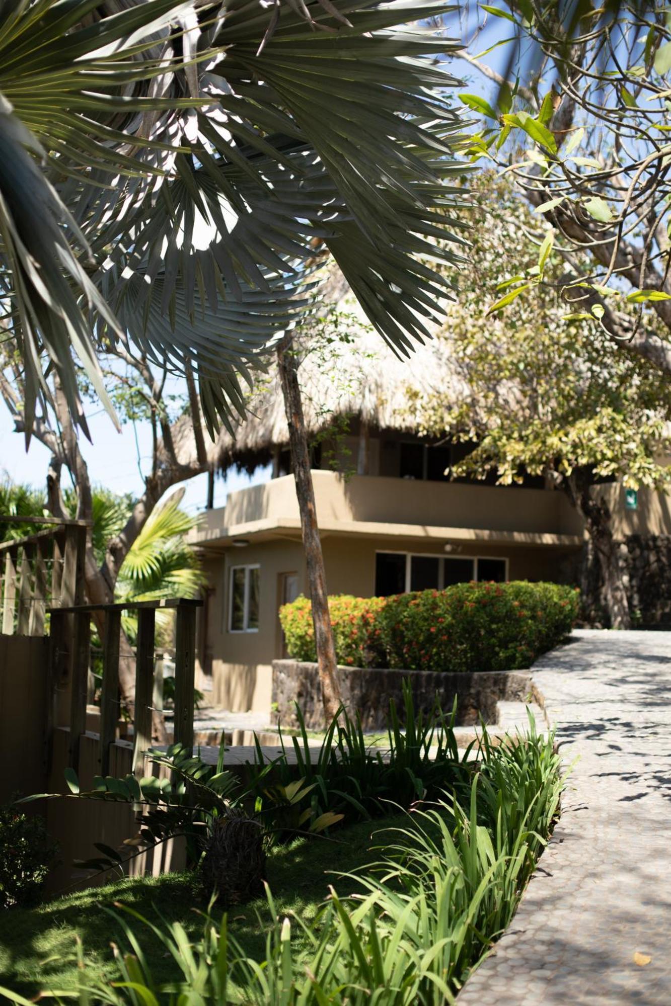 Casa De Mar Hotel And Villas Ла-Либертад Экстерьер фото