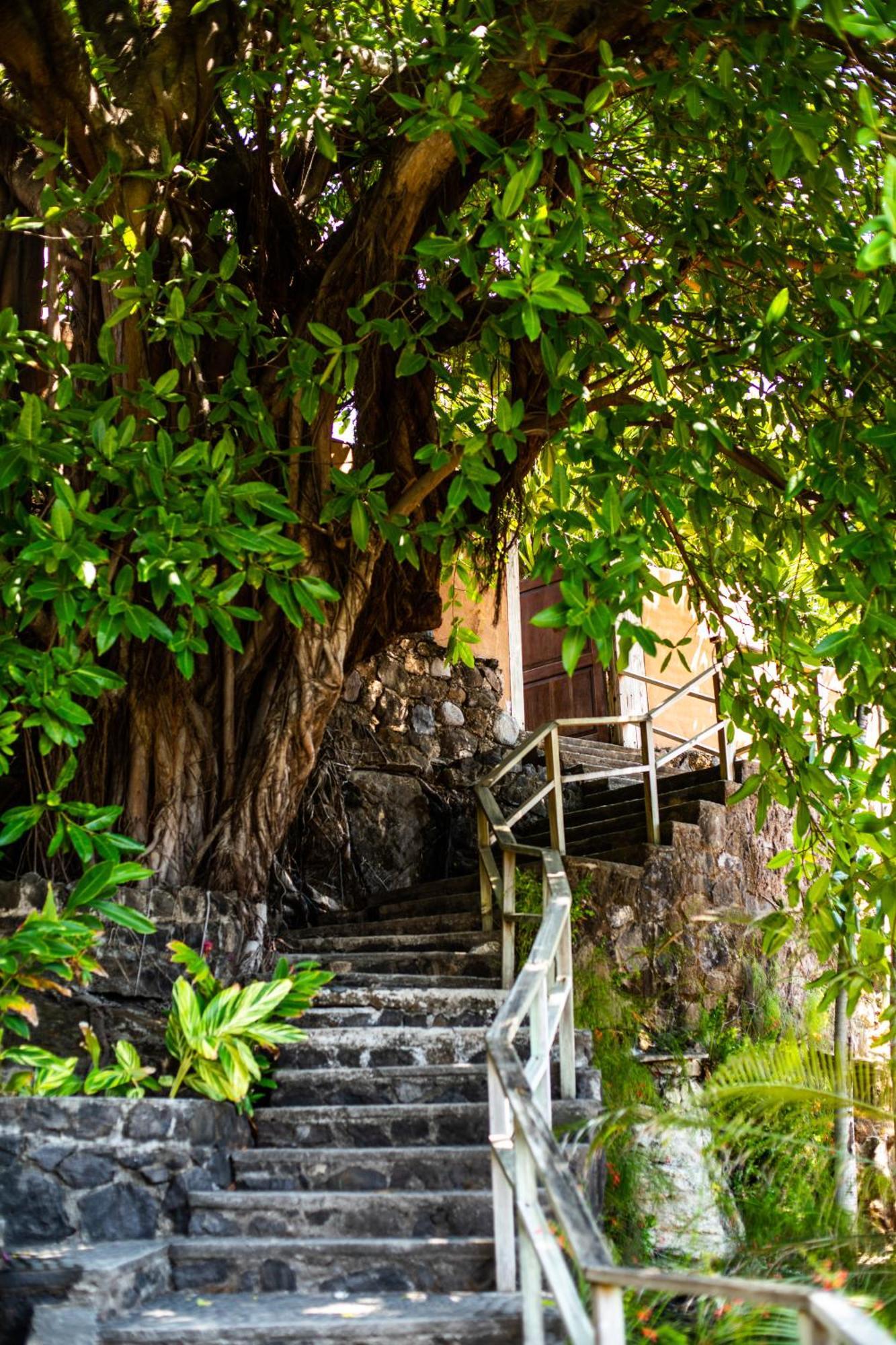 Casa De Mar Hotel And Villas Ла-Либертад Экстерьер фото
